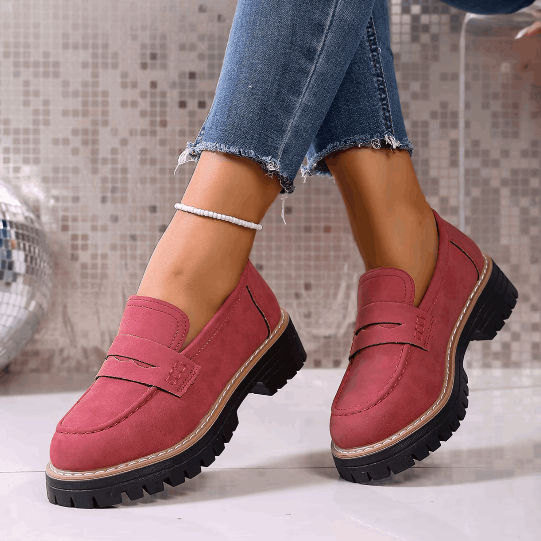 Mocassini Con Plateau Stile College Da Donna