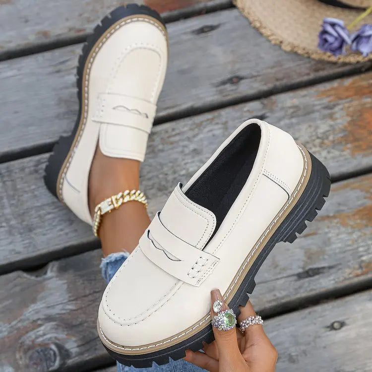 Mocassini Con Plateau Stile College Da Donna