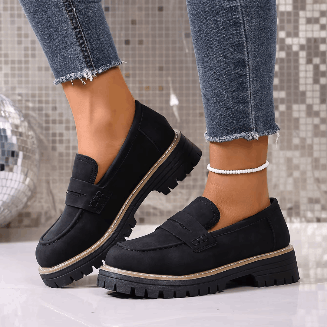 Mocassini Con Plateau Stile College Da Donna