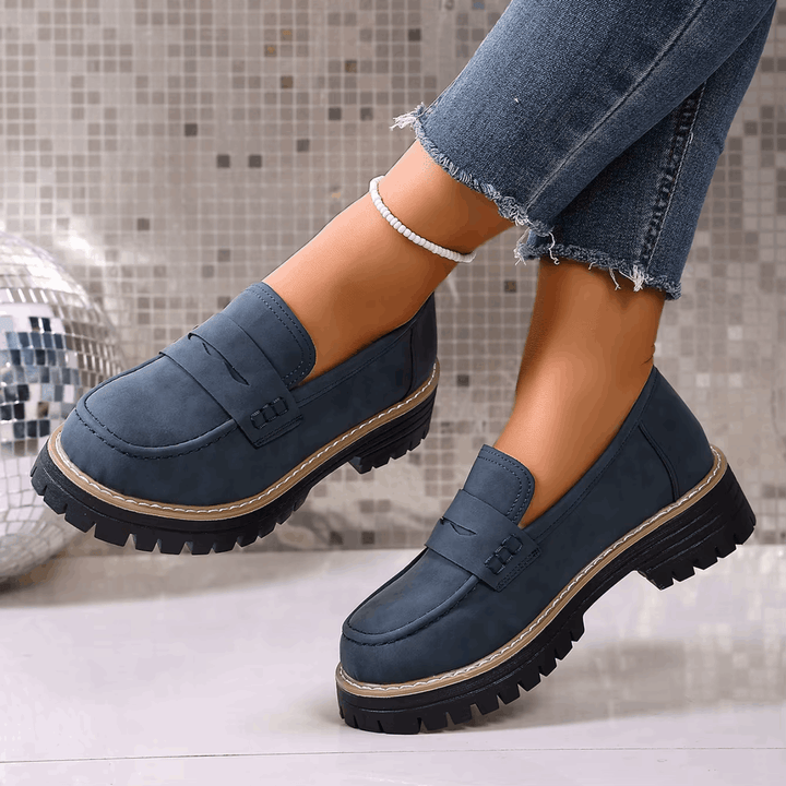 Mocassini Con Plateau Stile College Da Donna