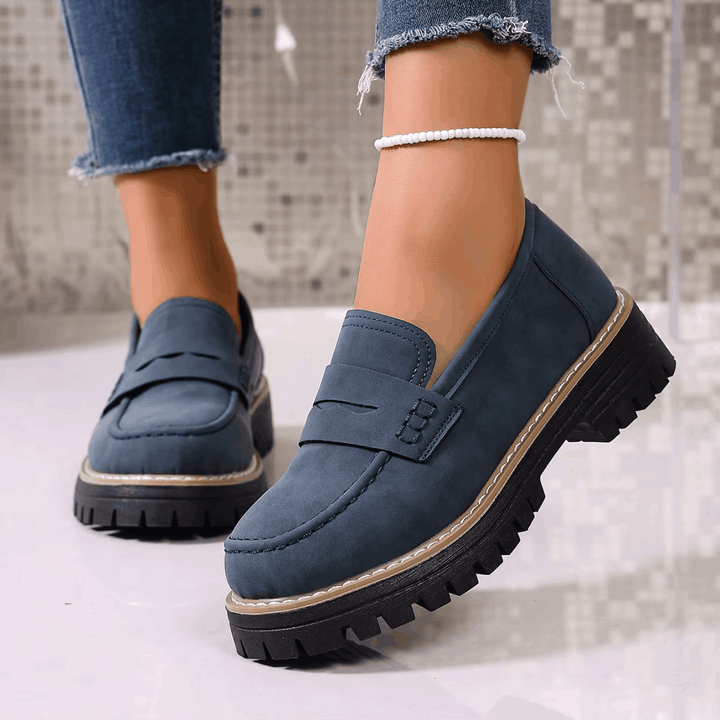 Mocassini Con Plateau Stile College Da Donna