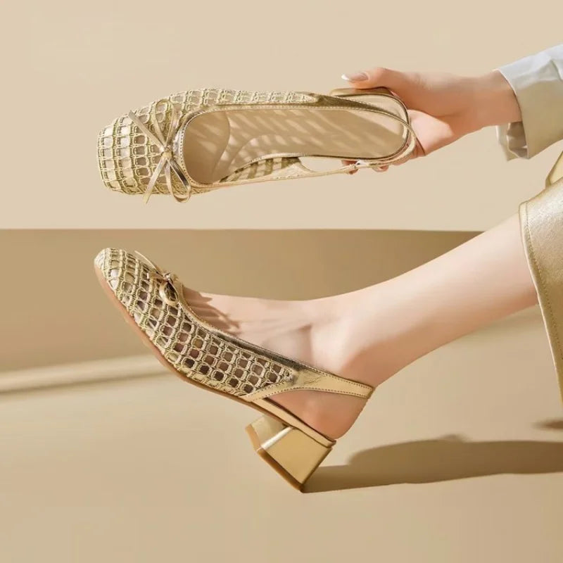 Scarpe Mary Jane Traforate con Tacco Medio e Fiocco da Donna