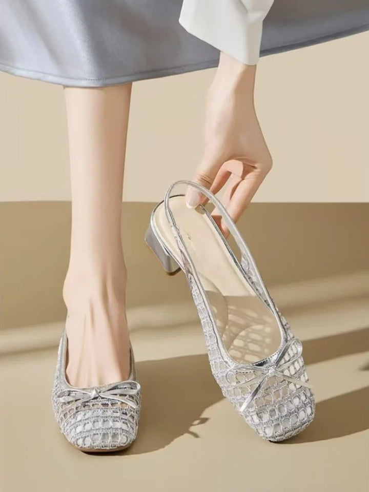 Scarpe Mary Jane Traforate con Tacco Medio e Fiocco da Donna